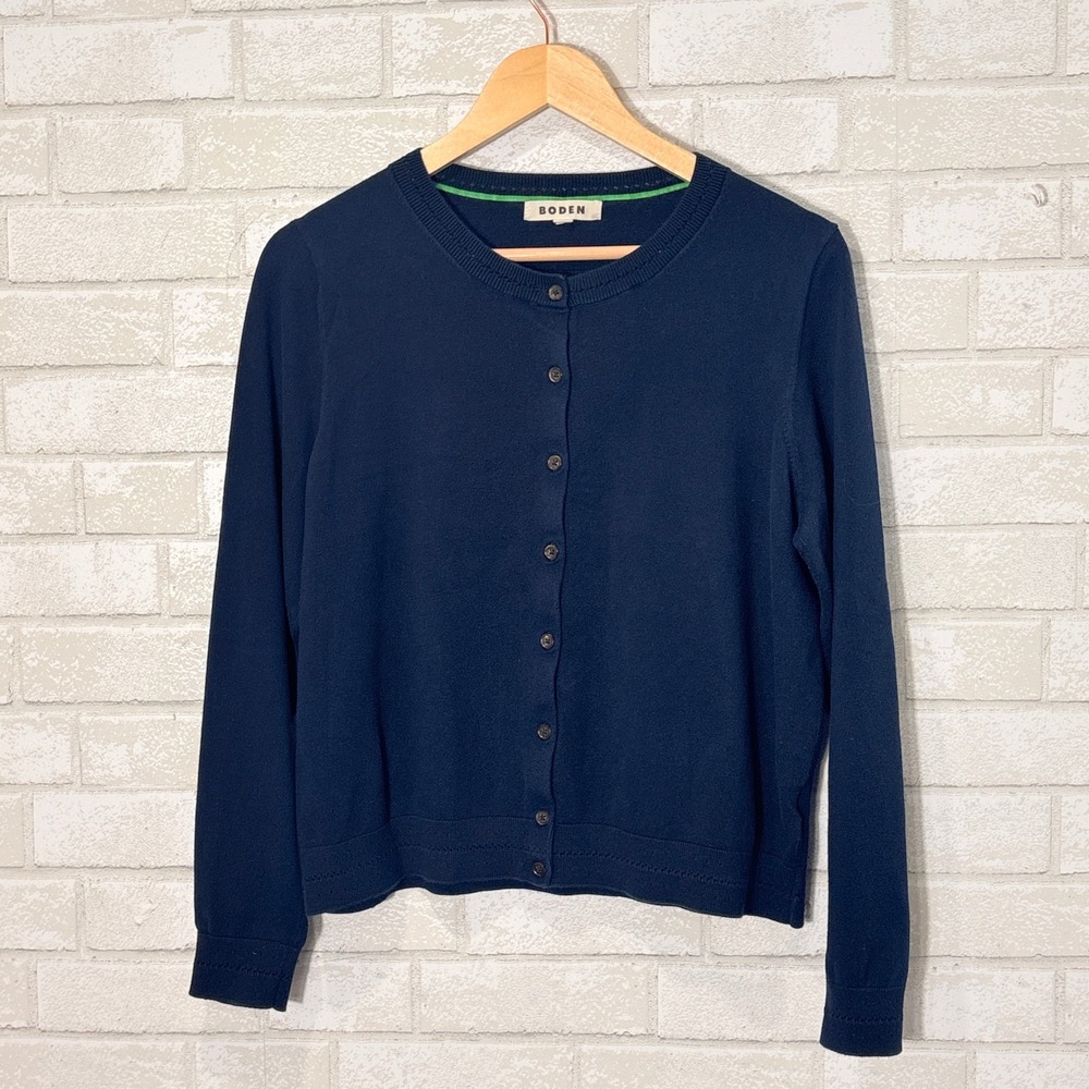 Boden Navy Cardigan Size L Classic Preppy Nautical Minimalist Capsule Academia